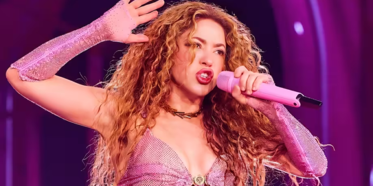 Shakira brilló en el Metropolitano: “Un sueño hecho realidad cantar entre los míos”