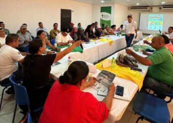 La Defensoría será garante de los derechos económicos y sociales de campesinos, indígenas y afrodescendientes