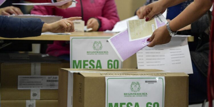 Colombia define calendario electoral para elecciones legislativas y presidenciales en 2026