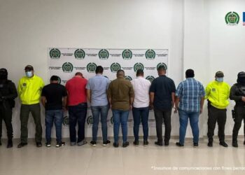 Judicializados cinco policías y dos civiles capturados en La Guajira