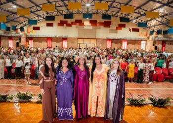 ‘Juntas somos imparables’: Albania conmemoró el Día Internacional de la Mujer