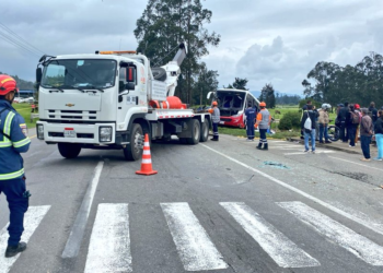 Tres muertos y 33 heridos deja grave accidente en la vía Bogotá – Tunja