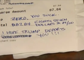 Despiden a mujer en EE.UU. por mensaje de odio contra mesero mexicano