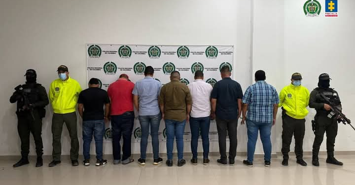 Capturan a cinco policías y dos civiles por presunto tráfico de drogas en La Guajira