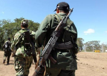 Ejército golpea disidencias en Neiva: un muerto, cuatro capturados y un menor rescatado