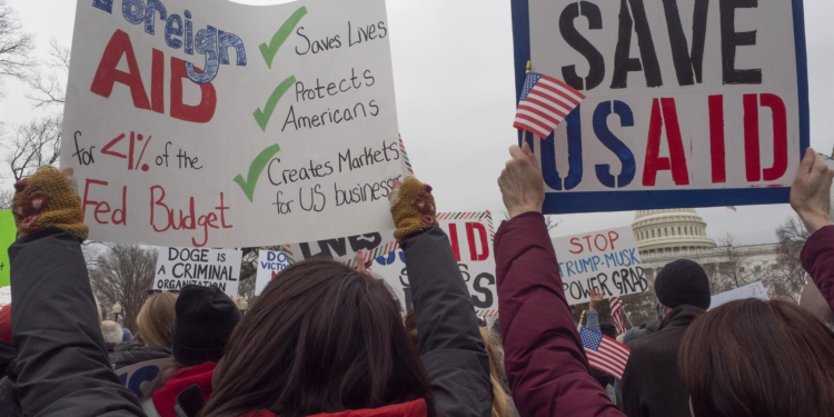 EE. UU. cancela el 83% de los programas de ayuda de USAID tras revisión gubernamental