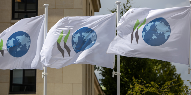 OCDE rebaja previsión de crecimiento global en 2025, pero destaca excepciones en España, Turquía y Argentina