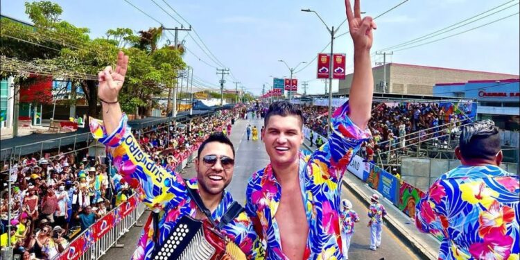 Elder Dayán es nombrado hijo ilustre del Atlántico por su impacto en el Carnaval 2025