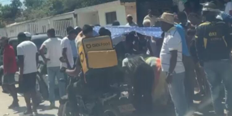 Accidente de tránsito deja a un joven herido en el barrio Ranchería de Riohacha
