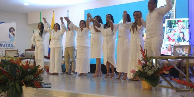 Alcaldesa de Villanueva destaca logros de su primer año de gestión y anuncia nuevos proyectos para 2025