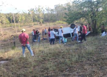 Varias personas resultaron heridas en un accidente de tránsito en la vía Dibulla – Riohacha