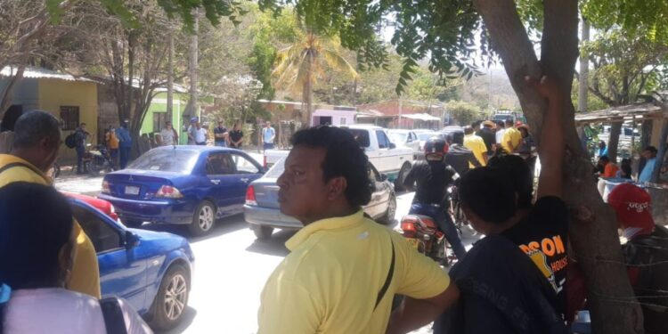 Habitantes del municipio de Albania protestan por la falta del servicio de agua