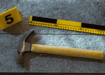 Mujer habría matado a su madre con un martillo y luego se suicidó en el sur de Bogotá