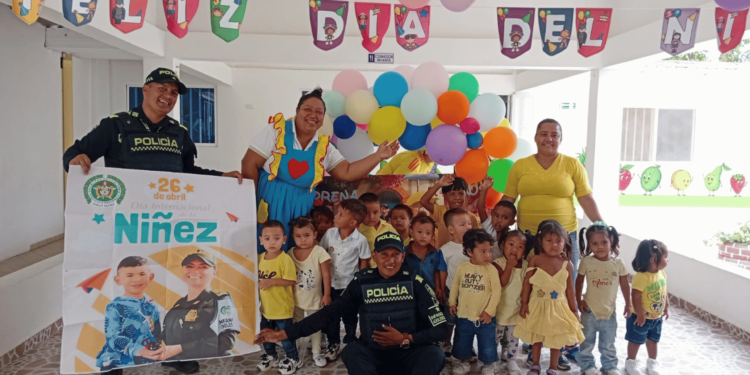 Policía Nacional conmemora el Día Mundial de la Niñez con actividades de prevención en Riohacha