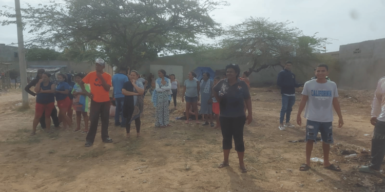 Protestan en barrio Nueva Jerusalén de Riohacha por fallas en agua y luz