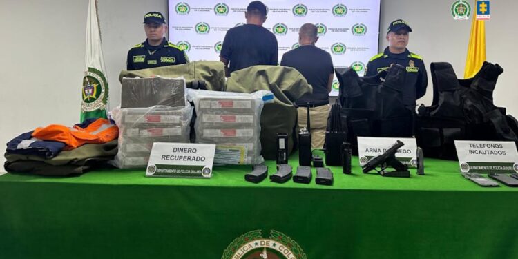 Judicializan a dos de los presuntos implicados  en millonario robo a carro de valores en aeropuerto de Riohacha