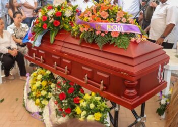 En cámara ardiente el cuerpo sin vida del exgobernador Jairo Aguilar Ocando
