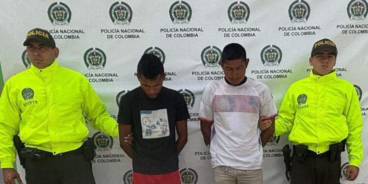 En zona rural de Uribia capturan a dos personas portando de manera ilegal un arma de fuego