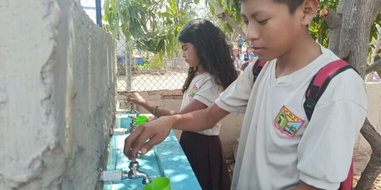 Estudiantes y familias del resguardo indígena Mañature  contarán con agua potable para el consumo humano