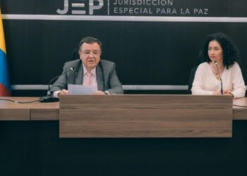 Magistrados de la JEP se reúnen en La Guajira con expertos internacionales, y autoridades indígenas de la Sierra Nevada