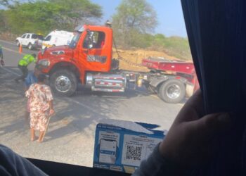 Dos jóvenes resultaron heridos en un accidente de tránsito de la vía Riohacha – Dibulla