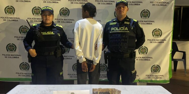 Capturado sujeto en flagrancia con arma de fuego ilegal en el barrio Jorge Arrieta de Maicao