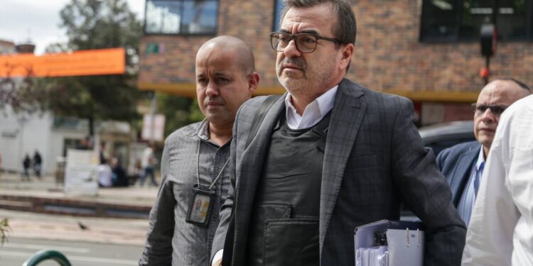 Juez rechaza preacuerdo de Olmedo López con la fiscalía por escándalo de la UNGRD y califica de «irrisoria» la pena pactada