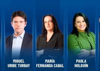Precandidatos presidenciales del Centro Democrático se enfrentan en su primer debate