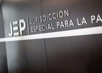 JEP imputa crímenes de guerra y lesa humanidad a cuatro exjefes del Bloque Magdalena Medio de las Farc
