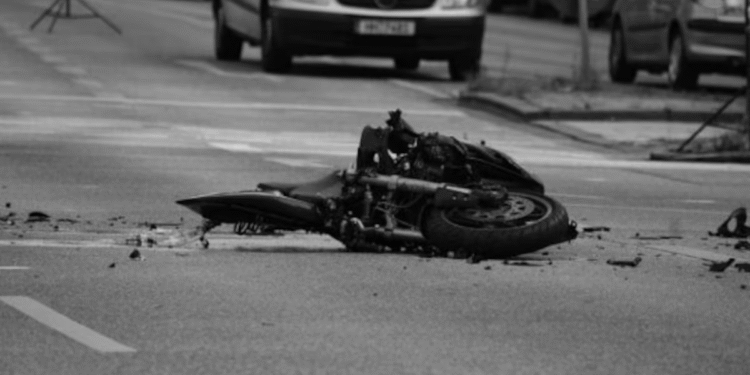 Motociclista murió tras ser arrollado luego de chocar con otro conductor en la Vía Oriental