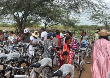 Las comunidades indígenas de Pipamana y Bahía Honda fueron beneficiadas con una donación de bicicletas