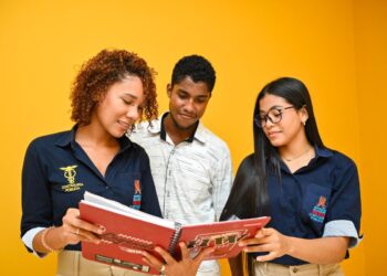 Uniguajira recibe visita con fines de Acreditación en Alta Calidad para el programa de Contaduría Pública