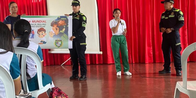 La Policía de La Guajira refuerza el compromiso en el Día Internacional contra el Bullying