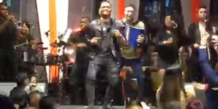 El cantante Donny López y el acordeonero, David Carreño son los ganadores de la primera eliminatoria del festival Francisco El Hombre