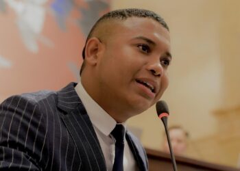 “Deje la manipulación”: Polo Polo rechaza llamado de Petro a aprobar reforma pensional