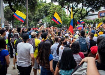 Jóvenes, política y sociedad (Primera parte)