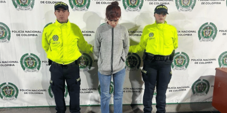 Primeras imágenes de la captura de alias ‘Gabriela’, involucrada en atentado contra Miguel Uribe