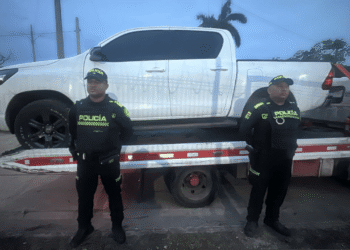 Policía recupera camioneta robada en zona rural de Barrancas