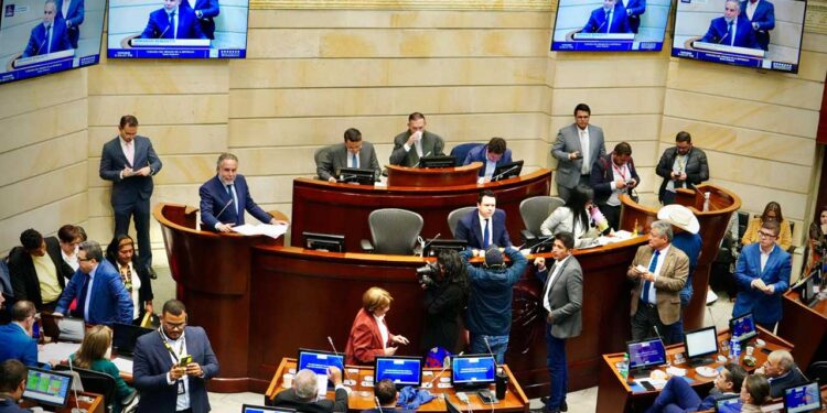 Consulta Popular del presidente Petro, obstruida por el Senado
