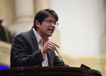 CNE convoca reunión urgente tras atentado contra Miguel Uribe: advierte riesgo para la democracia