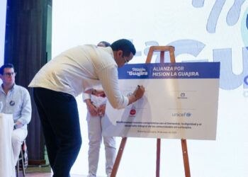 Gobernador Jairo Aguilar, firmó alianza con Misión La Guajira para cerrar brechas sociales en el territorio