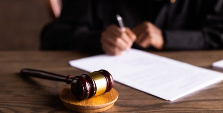 Procuraduría formula pliego de cargos a docente en Riohacha por presunto acoso sexual y hostigamiento contra dos alumnas