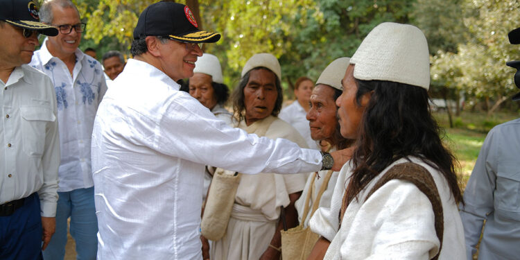 Pueblos indígenas de la Sierra Nevada coadministrarán el Parque Tayrona: Gustavo Petro