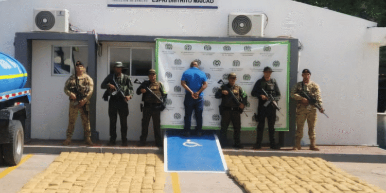 Incautan 550 kilos de marihuana en Albania, La Guajira: capturado el conductor del camión cisterna