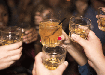 Capturan a mujer que drogó y robó a 11 hombres en Bogotá tras contactarlos por apps de citas