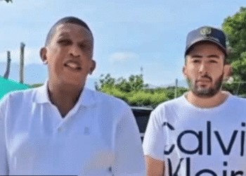 Alcalde de Fonseca logra levantar bloqueo en Puerto López y restablece paso hacia el relleno sanitario