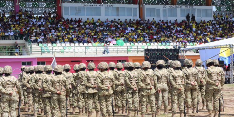 Valledupar conmemoró el 20 de Julio con homenaje a las Fuerzas Armadas y símbolos de la libertad