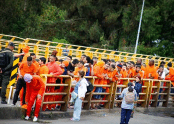 Autoridades en alerta por llegada masiva de deportados desde Ecuador a Cali