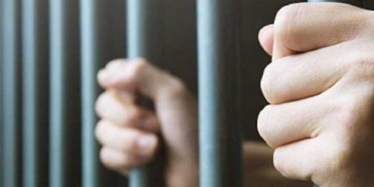 Judicializado juez de paz por presunta usurpación de funciones públicas en Cartagena