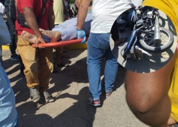 Cuatro personas resultaron lesionadas en un accidente de tránsito entre dos motos en Fonseca